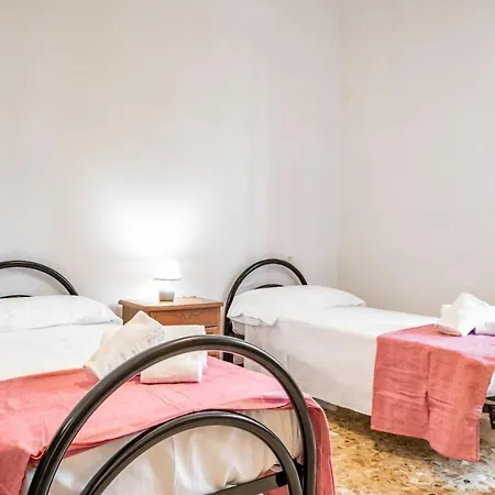 Cozy With Sea View Apartment